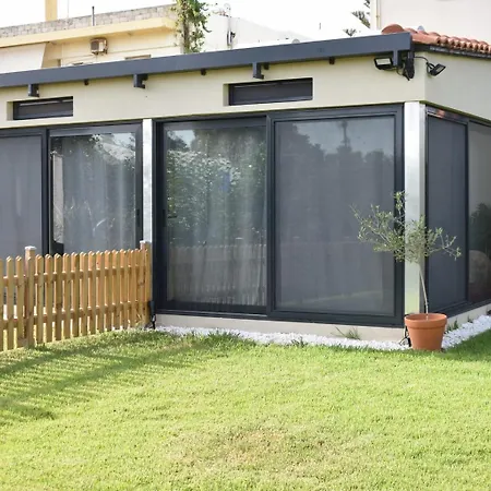 Agrokipos Tiny شقة