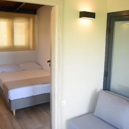 Agrokipos Tiny Apartman *