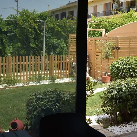 Apartment Agrokipos Tiny *